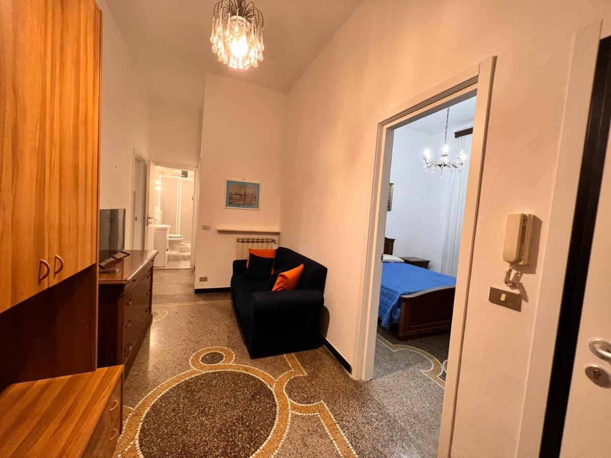 Savona Casa Vacanze Vicino Mare 3 Minuti Wifi Dış mekan fotoğraf
